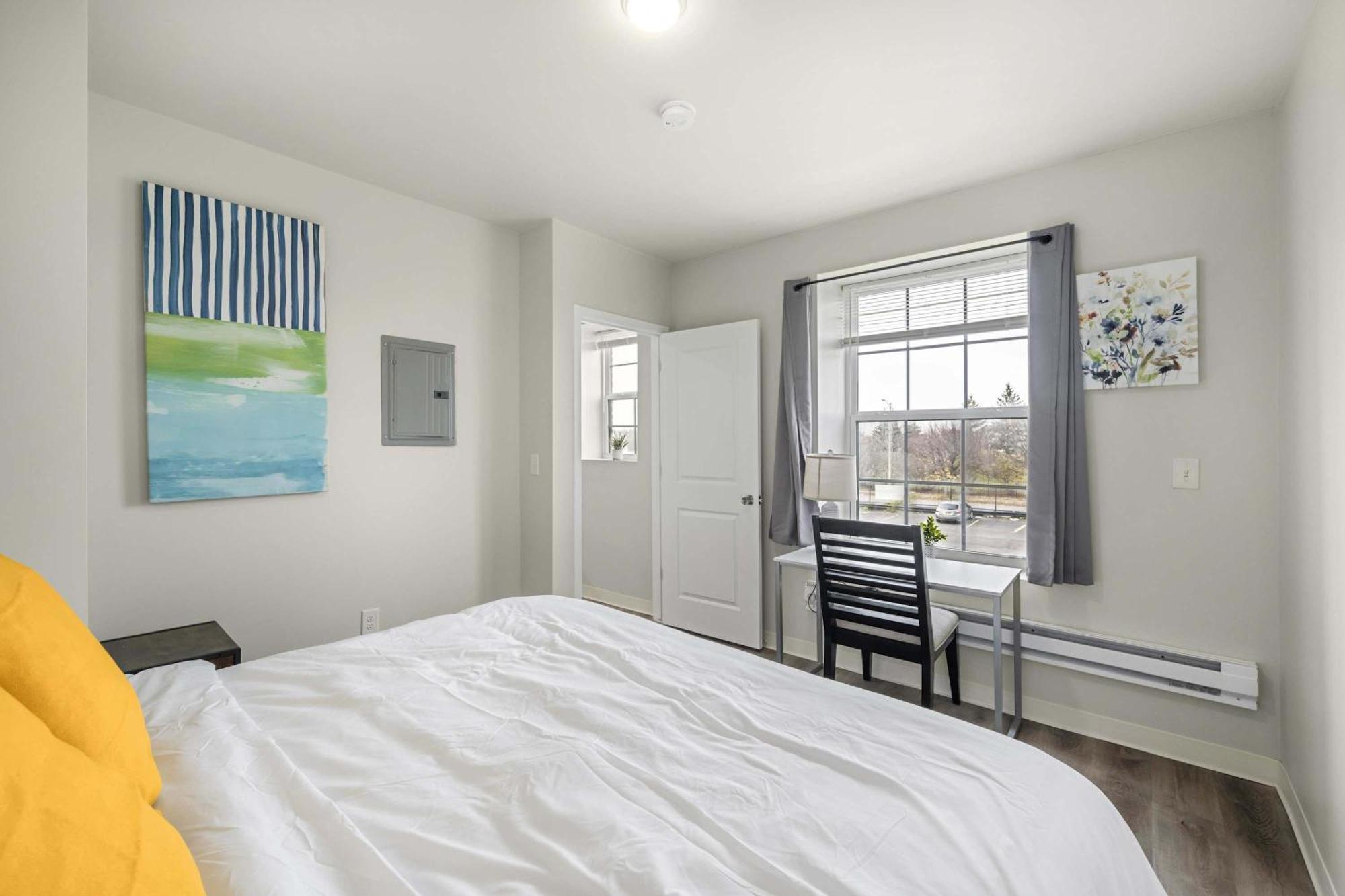 2br Brand New Near Henry Ford Détroit